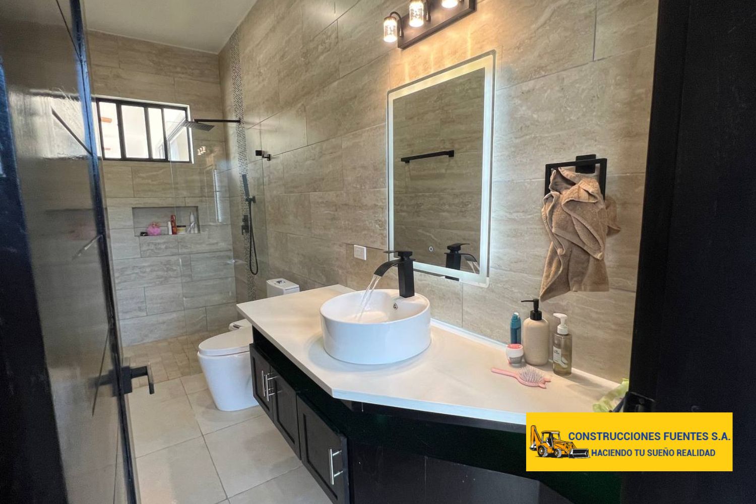 Contrucciones Fuentes S.A. - Casa Barreto - El Encanto del Sur (2)